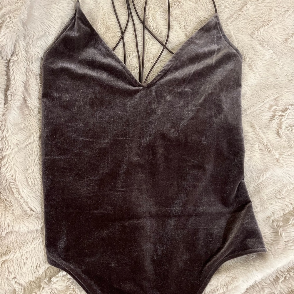 Tobi silver velvet bodysuit, gently used, size L.
